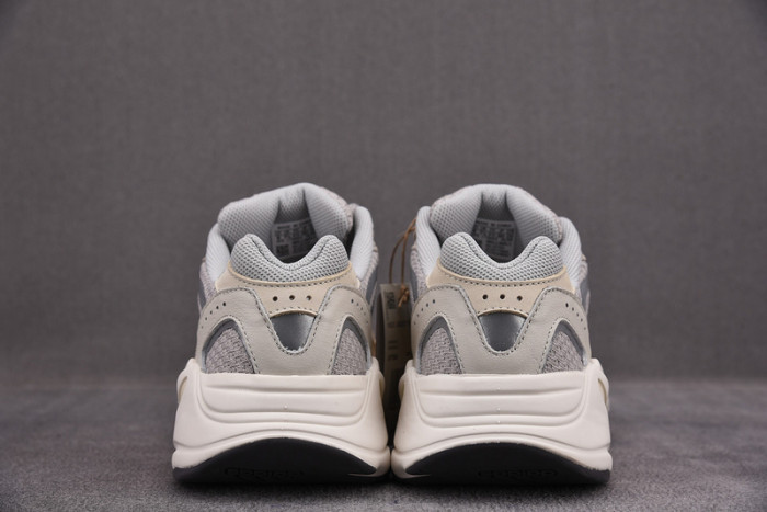 (image for) Adidas Yeezy Boost 700 V2 Cream G